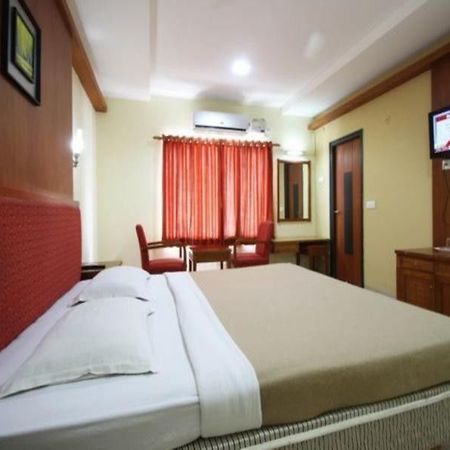 Pl A Residency Trichy Hotel Tiruchirappalli Kültér fotó